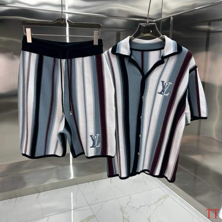 Picture of LV Shirt Pant Suits _SKULVS-XL20tx7223745